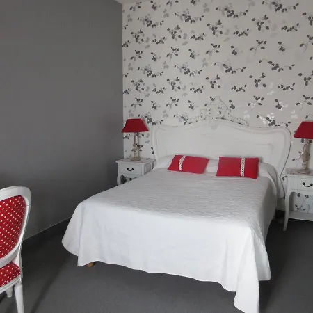 Le Trianon Hotel 2*